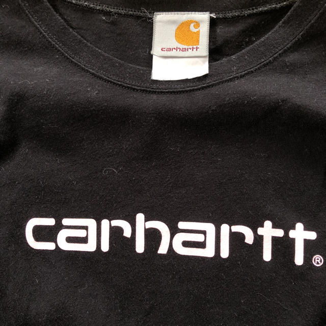 carhartt(カーハート)のcarhartt カーハート ロンT M 未使用に近い  レディースのトップス(Tシャツ(長袖/七分))の商品写真