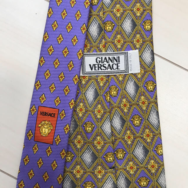 Gianni Versace(ジャンニヴェルサーチ)のジャンニ ヴェルサーチ ネクタイ メンズのファッション小物(ネクタイ)の商品写真