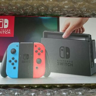 ニンテンドースイッチ(Nintendo Switch)のNintendo Switch 本体(Joy-Conネオンブルー/ネオンレッド)(家庭用ゲーム機本体)