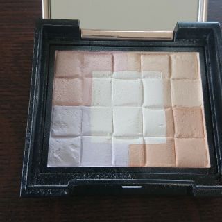 マキアージュ(MAQuillAGE)のまろ専用  マキアージュ ハイライト(フェイスカラー)