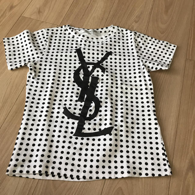 Yves Saint Laurent Beaute(イヴサンローランボーテ)のイヴサンローラン Tシャツ レディースのトップス(Tシャツ(半袖/袖なし))の商品写真