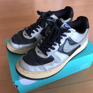 ナイキ(NIKE)のUSED 送料込 AF 1 lo 黒銀蛇 US10(スニーカー)