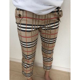 バーバリー(BURBERRY)のバーバリー パンツ(クロップドパンツ)