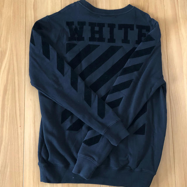 off-white トレーナー