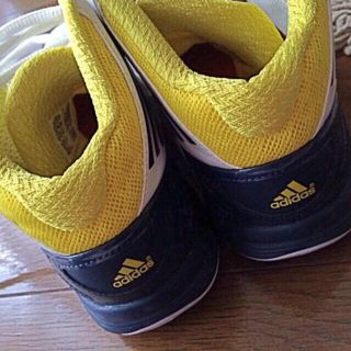 アディダス(adidas)のadidas 23.5(スニーカー)