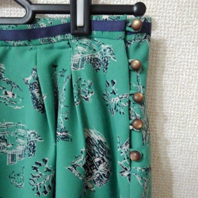 chambre de charme(シャンブルドゥシャーム)の夏用スカート レディースのスカート(ひざ丈スカート)の商品写真