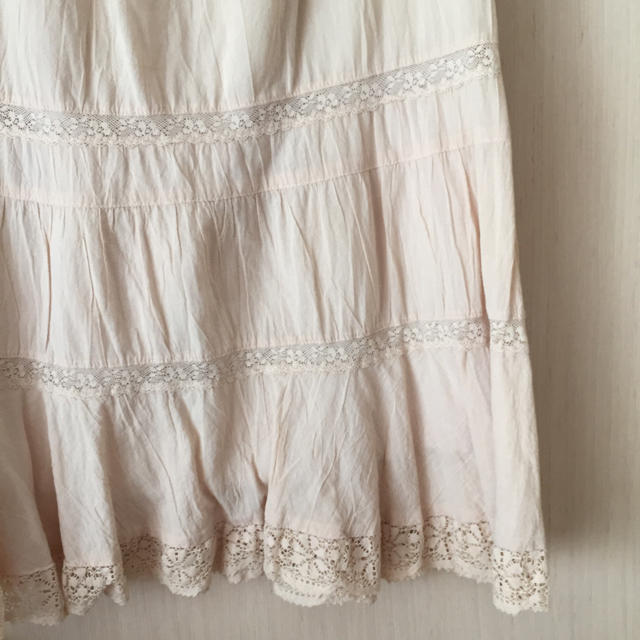 L'EST ROSE(レストローズ)のレストローズ❤️レースが素敵なライトピンクスカート レディースのスカート(ひざ丈スカート)の商品写真