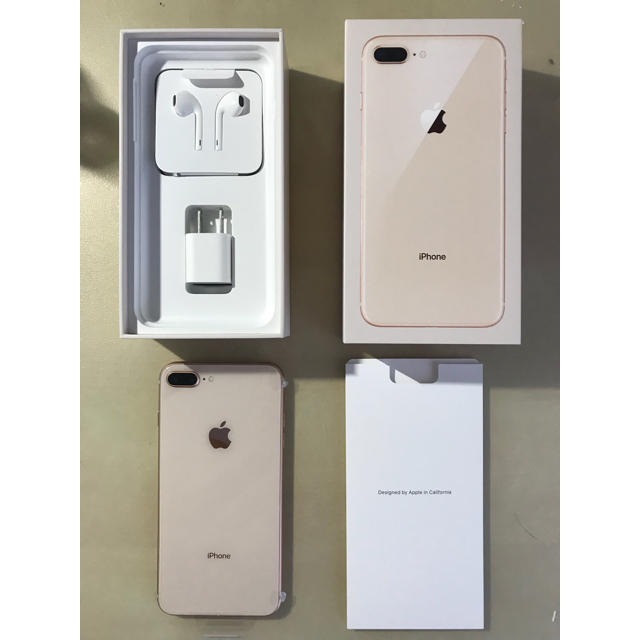 iPhone(アイフォーン)の【新品】iphone8 plus 256 GB docomo ゴールド ドコモ スマホ/家電/カメラのスマートフォン/携帯電話(スマートフォン本体)の商品写真