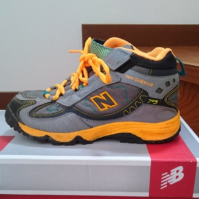 New Balance(ニューバランス)のNew Balance kv703 21.0cm トレッキングシューズ キッズ/ベビー/マタニティのキッズ靴/シューズ(15cm~)(アウトドアシューズ)の商品写真