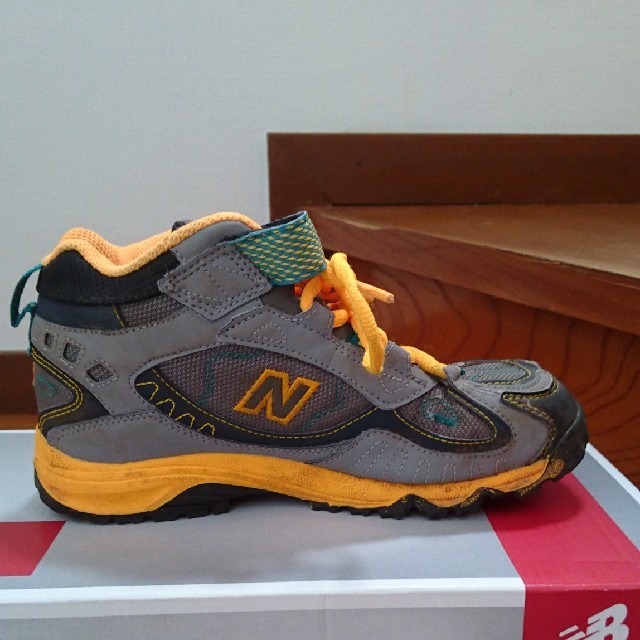 New Balance(ニューバランス)のNew Balance kv703 21.0cm トレッキングシューズ キッズ/ベビー/マタニティのキッズ靴/シューズ(15cm~)(アウトドアシューズ)の商品写真