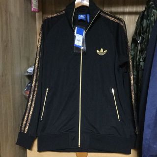 アディダス(adidas)のアディダスオリジナルス 新品 レオパード柄 ジャージ トップス(ジャージ)