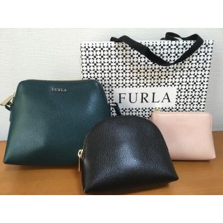 フルラ(Furla)の【値下げ】FURLA ショルダーバッグ&ポーチ 3点セット(ショルダーバッグ)