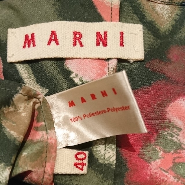 Marni(マルニ)のMARNI ☆ ブラウス 40 ☆マルニ レディースのトップス(シャツ/ブラウス(半袖/袖なし))の商品写真