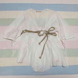 マルニ(Marni)のMARNI マル二 ロープの付いたレアトップス 白(シャツ/ブラウス(半袖/袖なし))