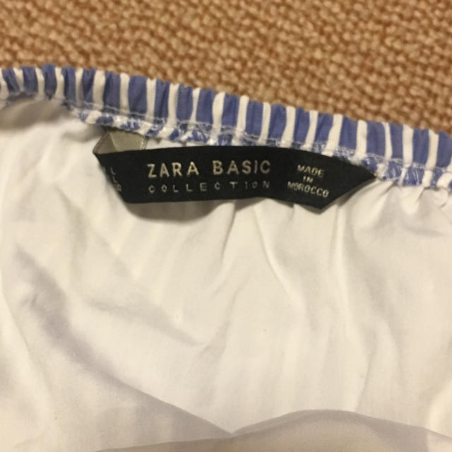 ZARA(ザラ)のzara ストライプ柄オフショルダーブラウス レディースのトップス(シャツ/ブラウス(半袖/袖なし))の商品写真