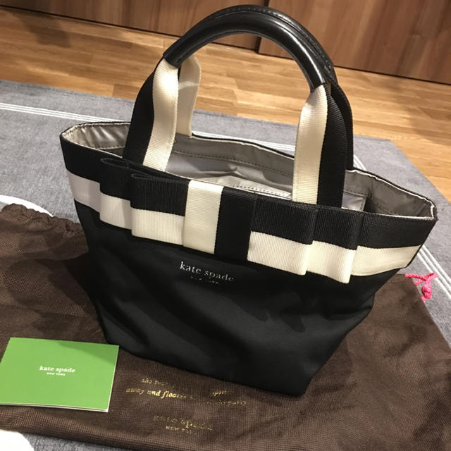 kate spade new york(ケイトスペードニューヨーク)のmaruko様  専用☺︎ケイトスペード  ミニ トートバッグ ❤︎  レディースのバッグ(ハンドバッグ)の商品写真