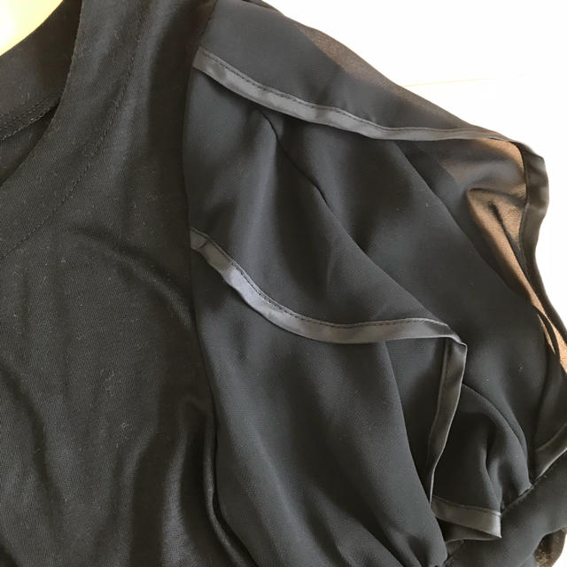 VIAGGIO BLU(ビアッジョブルー)のV iaggio Blue❤︎黒シフォン袖トップス レディースのトップス(カットソー(半袖/袖なし))の商品写真