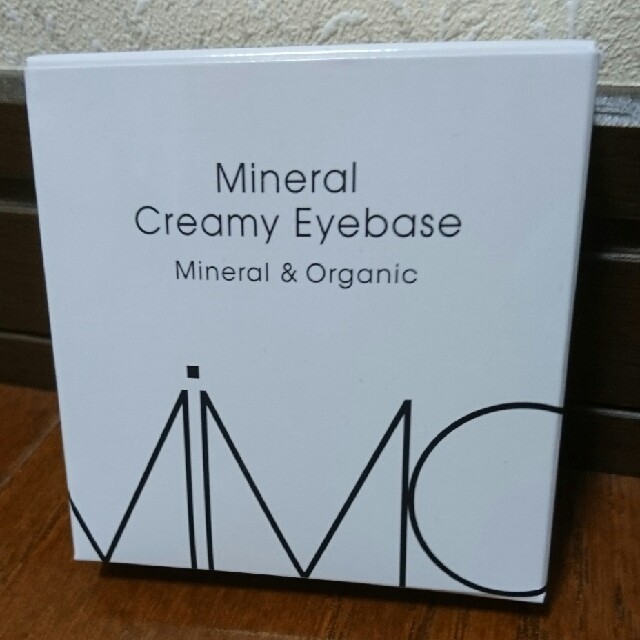 MiMC(エムアイエムシー)の【新品・未使用】MiMCｸﾘｰﾐｰｱｲﾍﾞｰｽ コスメ/美容のベースメイク/化粧品(アイシャドウ)の商品写真