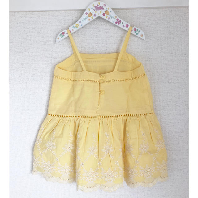 babyGAP(ベビーギャップ)のbabyGAP 12-18m 80 刺繍ワンピース  キッズ/ベビー/マタニティのベビー服(~85cm)(ワンピース)の商品写真