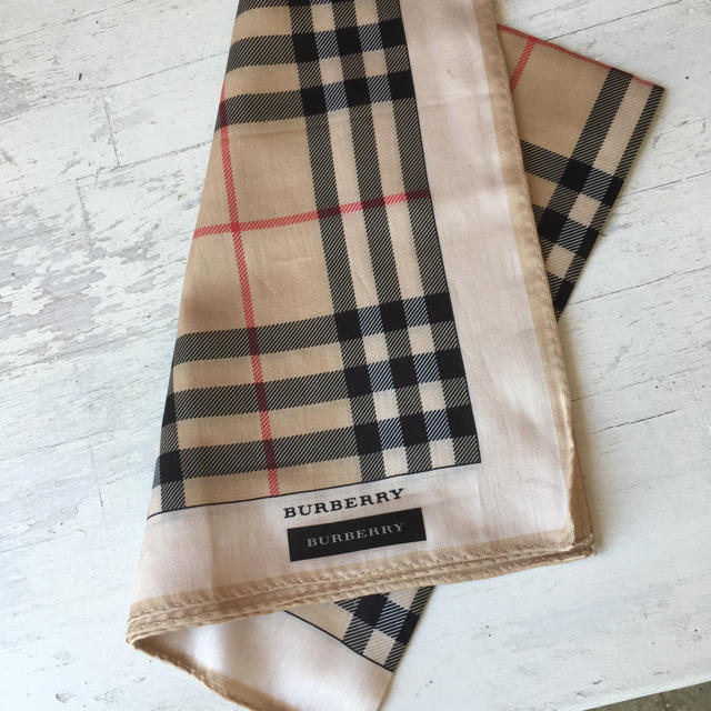 BURBERRY(バーバリー)のバーバリー スカーフ レディースのファッション小物(バンダナ/スカーフ)の商品写真