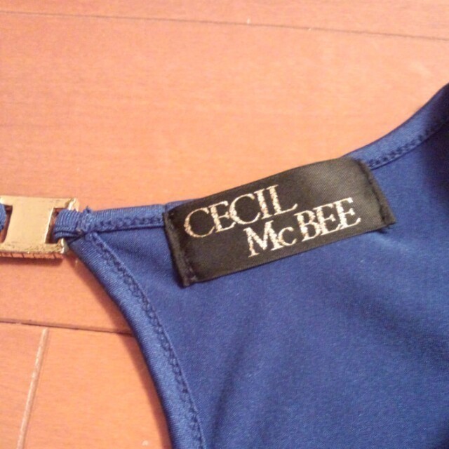 CECIL McBEE(セシルマクビー)の最終値下げ!!ｾｼﾙ★ﾌﾞﾙｰﾜﾝﾋﾟ★ レディースのワンピース(ミニワンピース)の商品写真