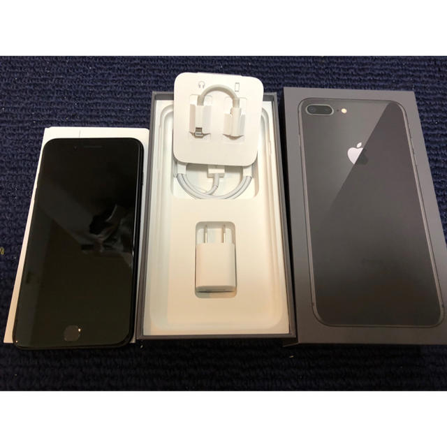 Apple - iPhone 8plus 64g SIMフリー docomo一括購入