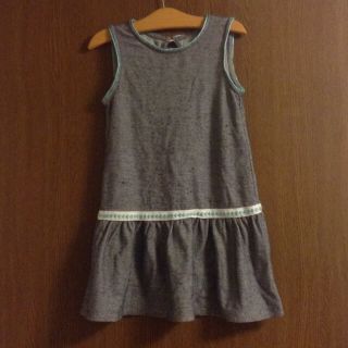 ベビーギャップ(babyGAP)のbabyGap☆グレー&グリーン☆ワンピース☆ジャンパースカート(ワンピース)