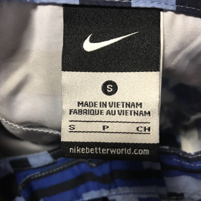 NIKE(ナイキ)の値下げしました！NIKE水着 キッズ/ベビー/マタニティのキッズ服男の子用(90cm~)(水着)の商品写真