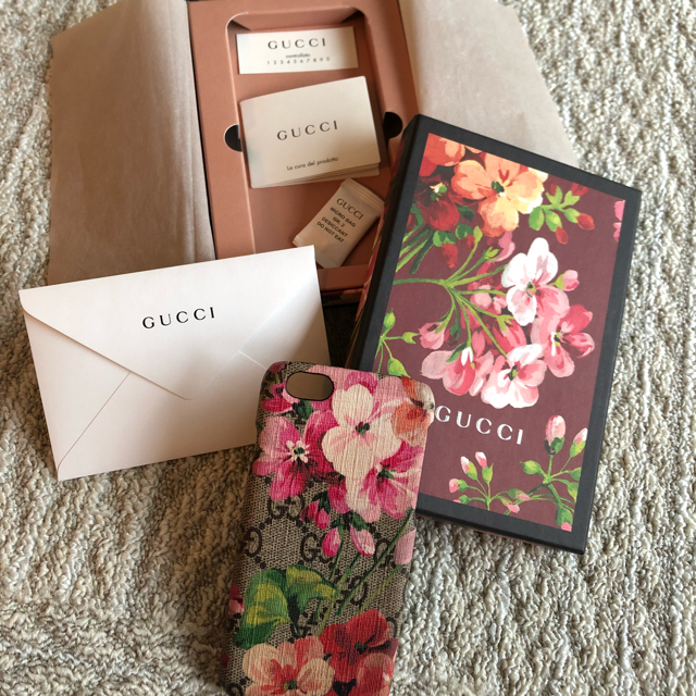 Gucci - 【GUCCI】iPhone6、6sケースの通販 by miu's shop  3/31-4/13海外出張｜グッチならラクマ