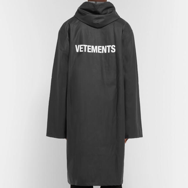 vetements レインコート 黒