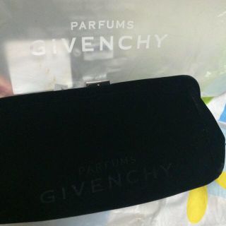 ジバンシィ(GIVENCHY)の専用〜売約済み(ハンドバッグ)