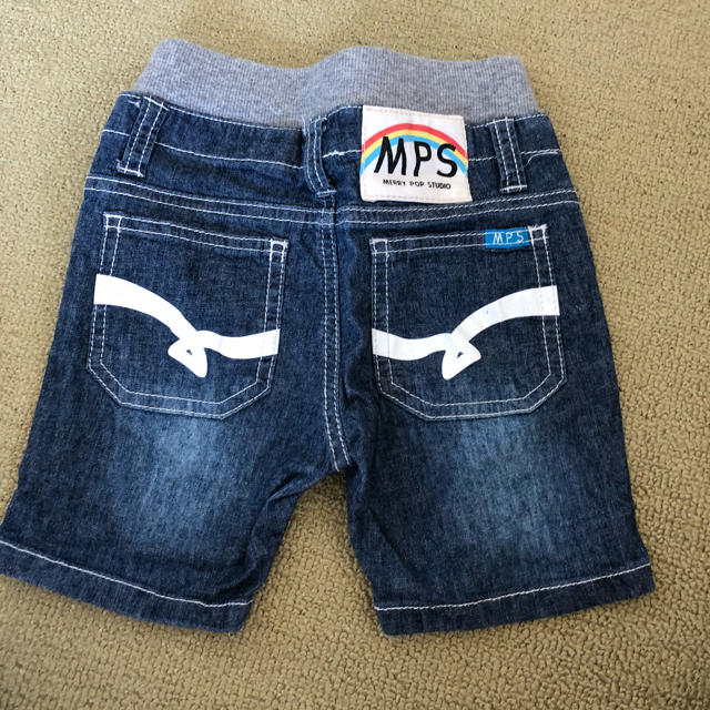 MPS(エムピーエス)のMPS デニムショートパンツ 100サイズ キッズ/ベビー/マタニティのキッズ服男の子用(90cm~)(パンツ/スパッツ)の商品写真