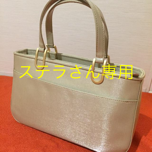 NINA RICCI(ニナリッチ)の値下げ【美品】未使用同様♡ニナリッチ ハンドバック レディースのバッグ(ハンドバッグ)の商品写真