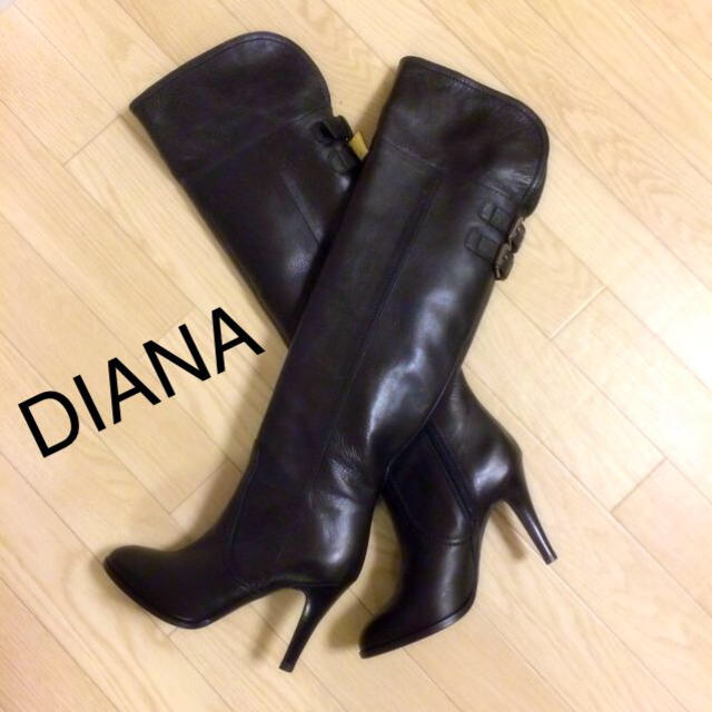 DIANA(ダイアナ)のみー様専用 10日までお取り置き レディースの靴/シューズ(ブーツ)の商品写真