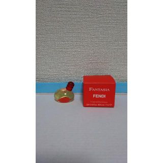 フェンディ(FENDI)のFENDI FANTASIA　 ミニ7ｍL(香水(女性用))