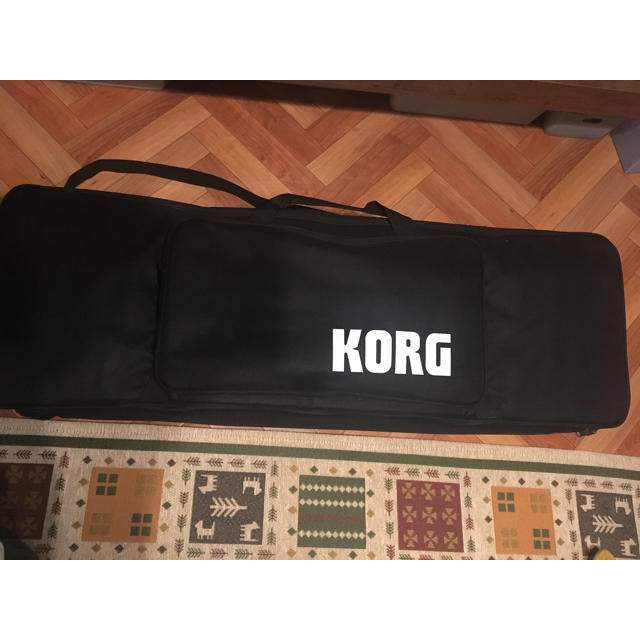 KORG(コルグ)のkorg kross 61鍵 シンセサイザー キーボード ケース付き 楽器の鍵盤楽器(キーボード/シンセサイザー)の商品写真