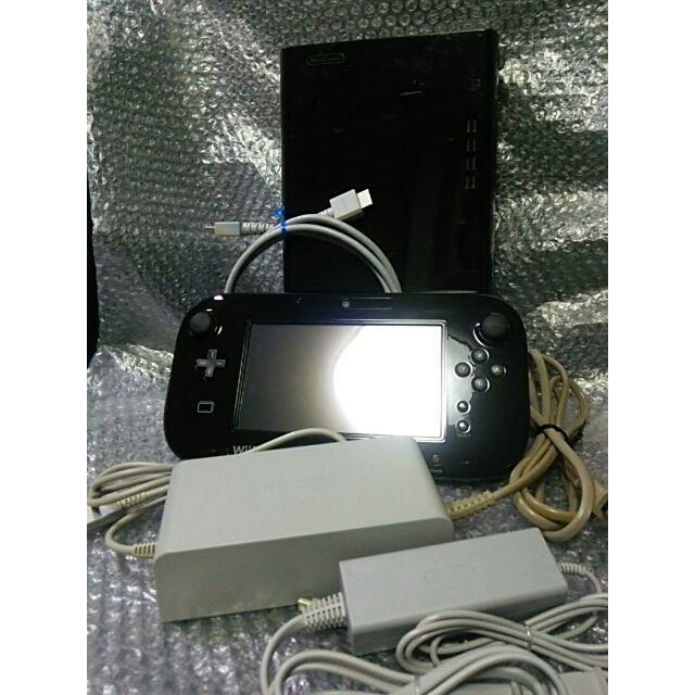 Wii U(ウィーユー)の【ホッシーさま専用】WiiU プレミアムセット 32GB クロ 起動確認済 エンタメ/ホビーのゲームソフト/ゲーム機本体(家庭用ゲーム機本体)の商品写真
