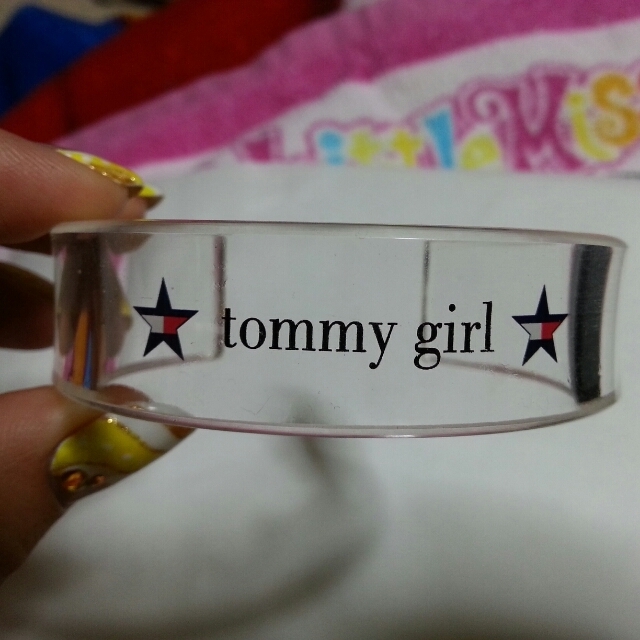 tommy girl(トミーガール)のtommy girlｸﾘｱﾊﾞﾝｸﾞﾙ レディースのアクセサリー(ブレスレット/バングル)の商品写真