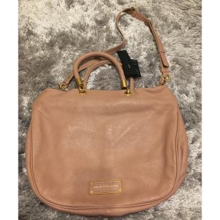 マークバイマークジェイコブス(MARC BY MARC JACOBS)のマーク ジェイコブス  レザーバッグ ピンクベージュ 新品未使用(トートバッグ)