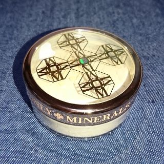 ヤーマン(YA-MAN)の【新品10g】オンリーミネラルファンデーション ONLY MINERALS(ファンデーション)