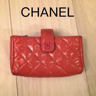 シャネル(CHANEL)のCHANEL パテント ポーチ(モバイルケース/カバー)