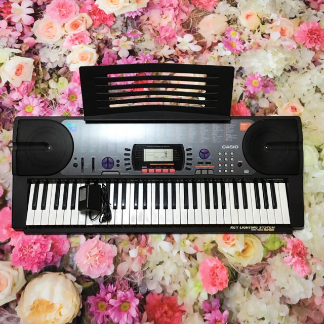 電子ピアノ CASIO光ナビ CTK-620L