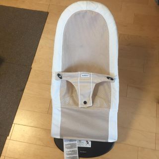 ベビービョルン(BABYBJORN)のベビービョルン メッシュバウンサー ベージュ(その他)