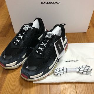 バレンシアガ(Balenciaga)のBALENCIAGA triple s Noir/Red 39(スニーカー)