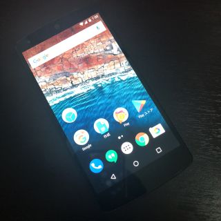 エルジーエレクトロニクス(LG Electronics)のnexus5(スマートフォン本体)