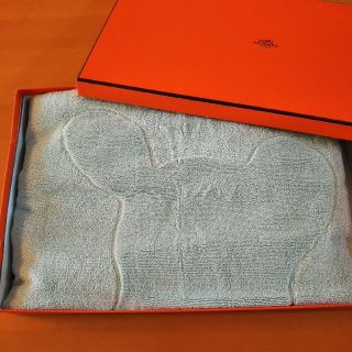 エルメス(Hermes)のエルメスHERMES バスタオル タオル 新品・未使用・美品 プレゼント(タオル/バス用品)