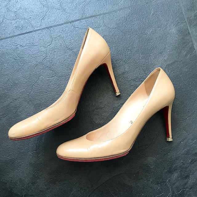 Christian Louboutin - 定価14万の品 クリスチャンルブタン ヒール パンプス ページュの通販 by marcella