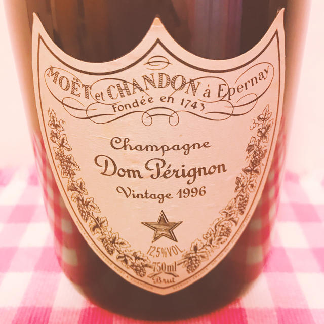 Dom 1996 ヴィンテージの通販 by eri's shop｜ドンペリニヨンならラクマ Pérignon - ドンペリニヨン 国産安い