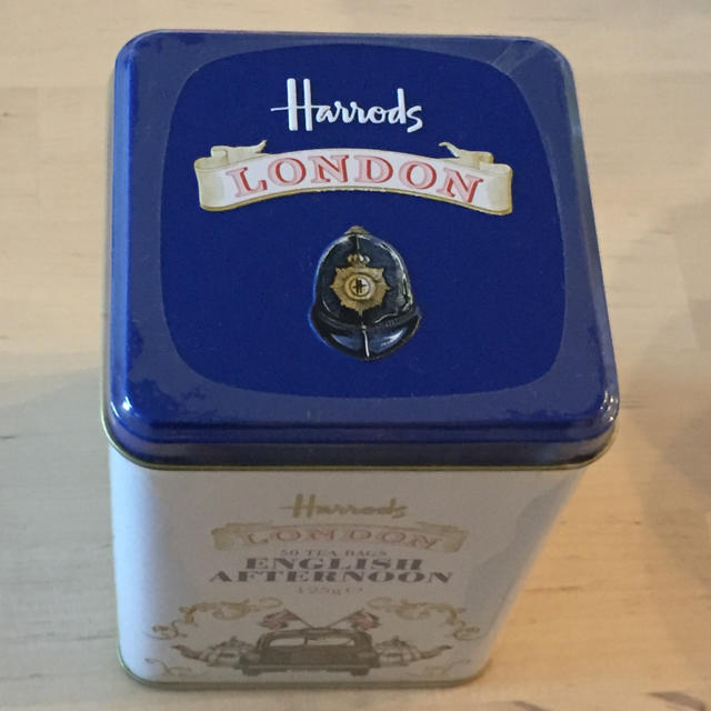 Harrods(ハロッズ)のハロッズ★紅茶★イングリッシュアフタヌーン★缶かわいい★新品未開封 食品/飲料/酒の飲料(茶)の商品写真