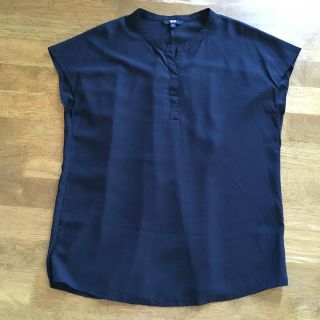 ユニクロ(UNIQLO)の中古  UNIQLO  レーヨンブラウス(シャツ/ブラウス(半袖/袖なし))